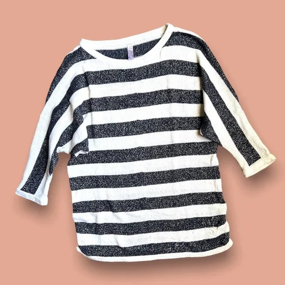 Alya Navy & White Gold Glitter Sweater - Picture 3 of 3